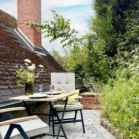 Alte Dorfschmiede - Idyllische In Meschede-calle דירה